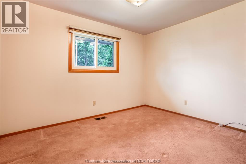 66 HOLLAND AVENUE - 17