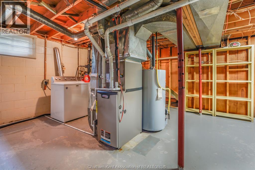 66 HOLLAND AVENUE - 29
