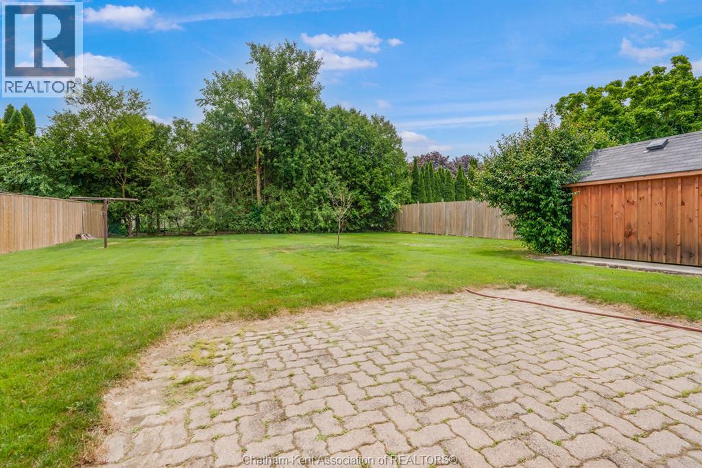 66 HOLLAND AVENUE - 31