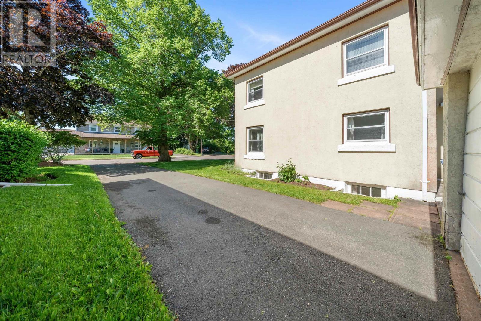 7 ROOSEVELT Avenue - 41