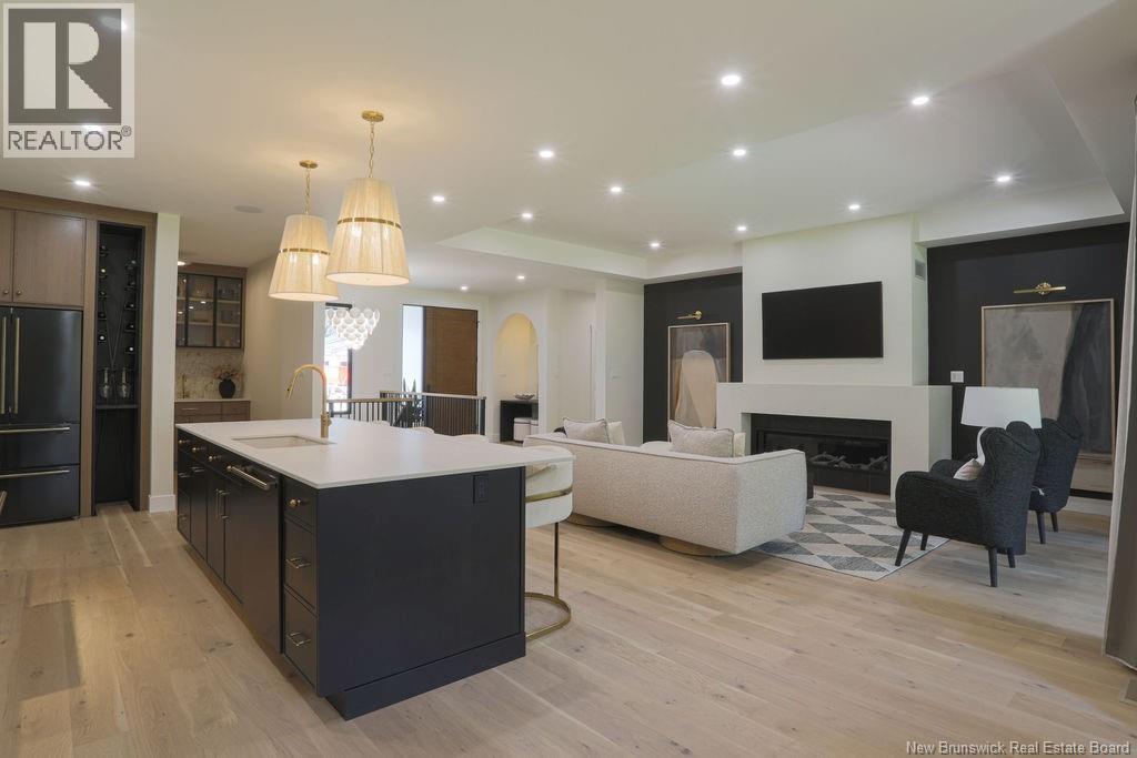 14 Greenbrier Street - Image 8