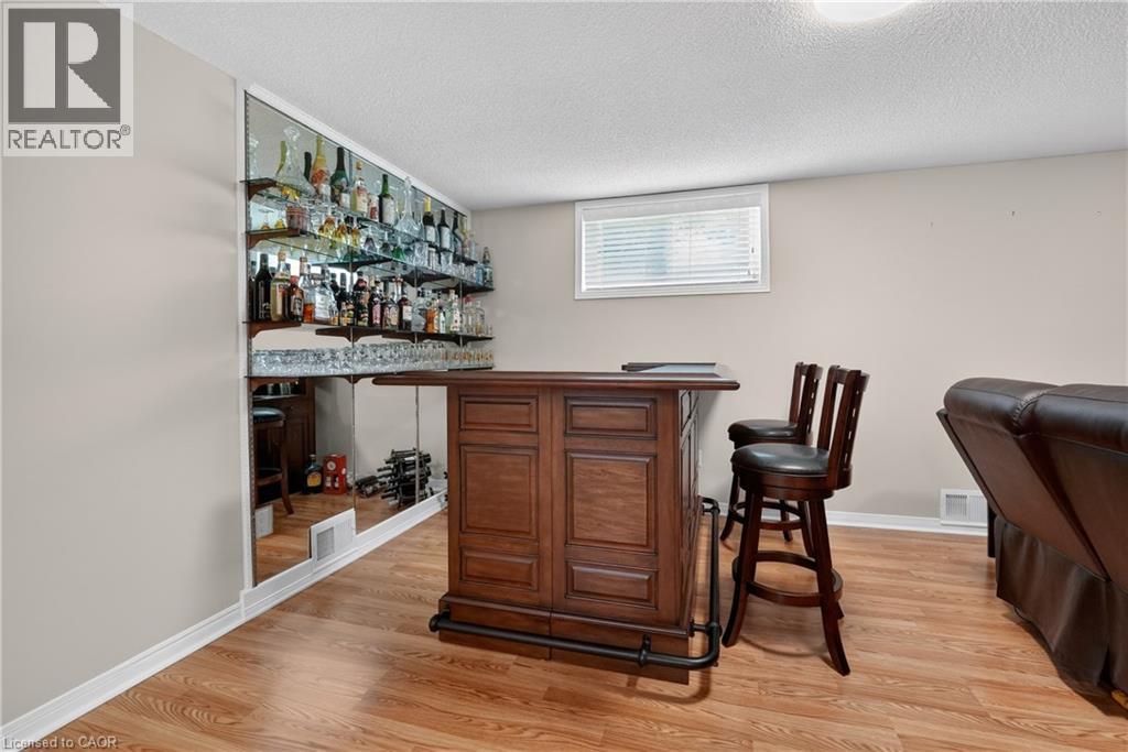 6444 ARMSTRONG Drive - 16