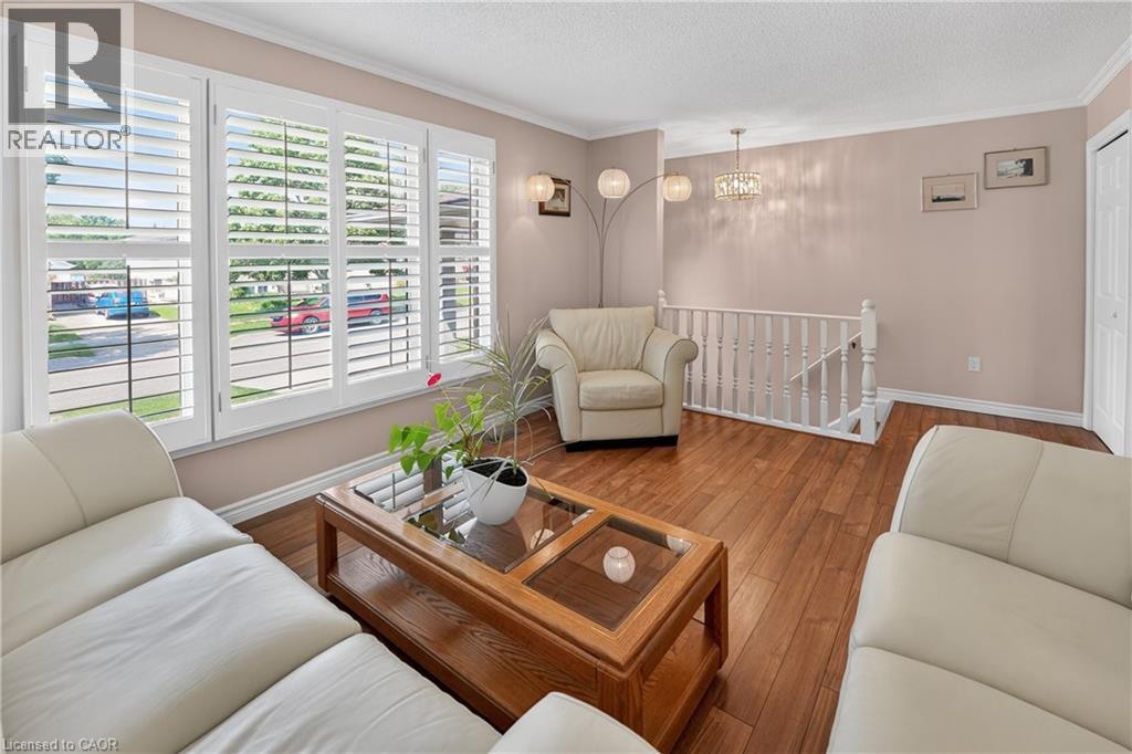 6444 ARMSTRONG Drive - 4