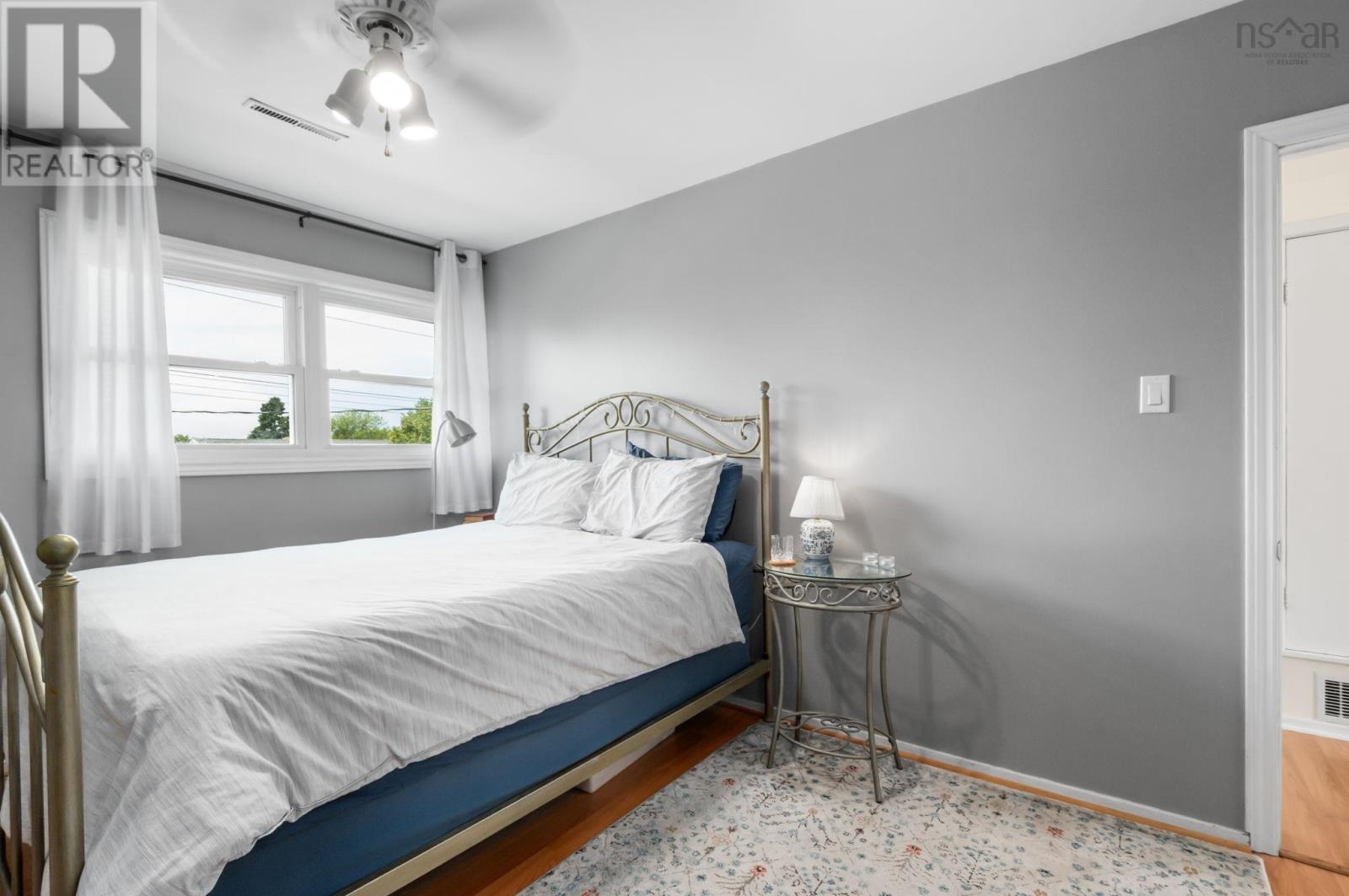 484 Spring Avenue - 14