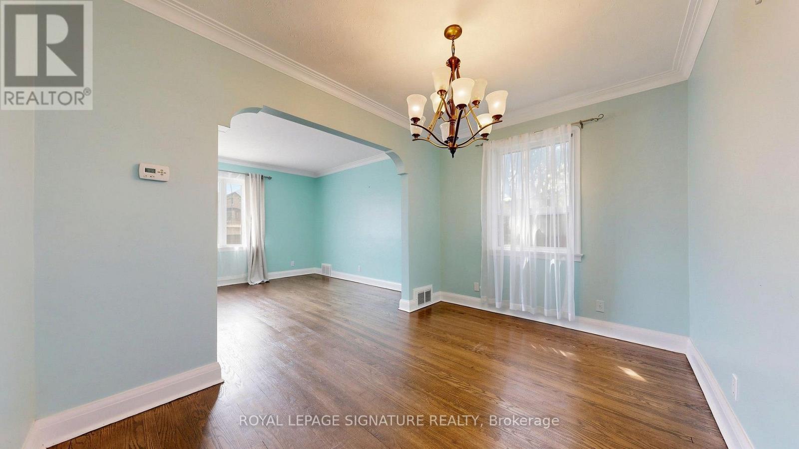 14 VALDANE DRIVE - 11