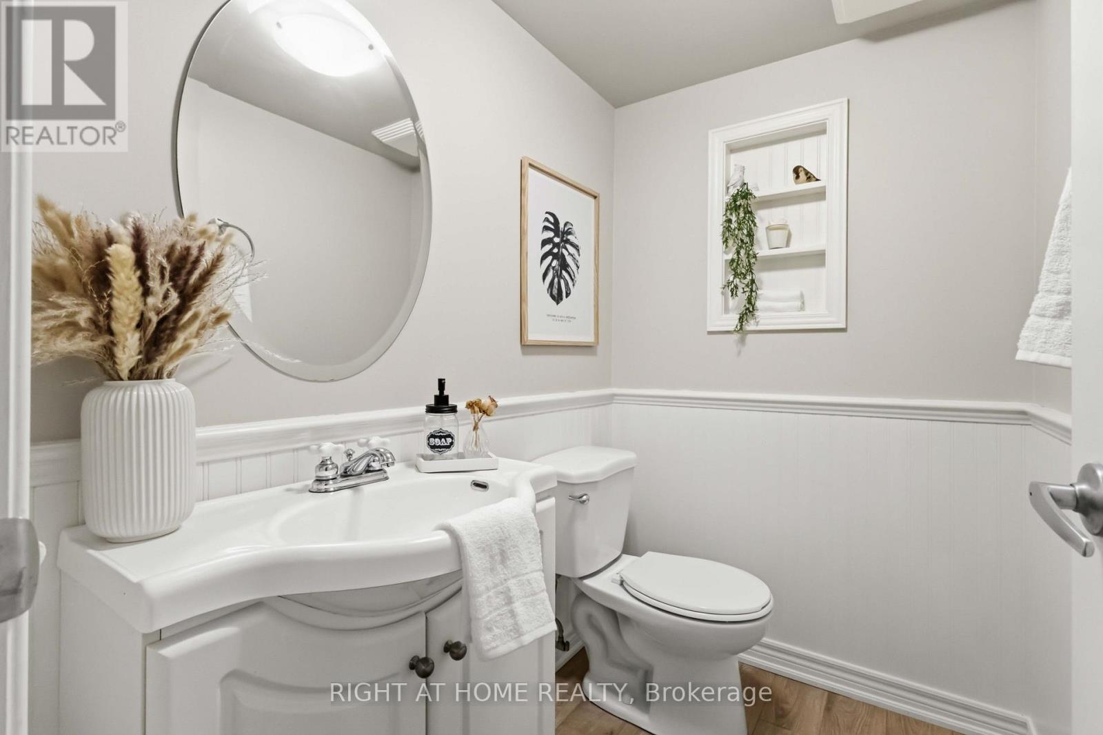 57 MORNING GLORY CRESCENT - 39