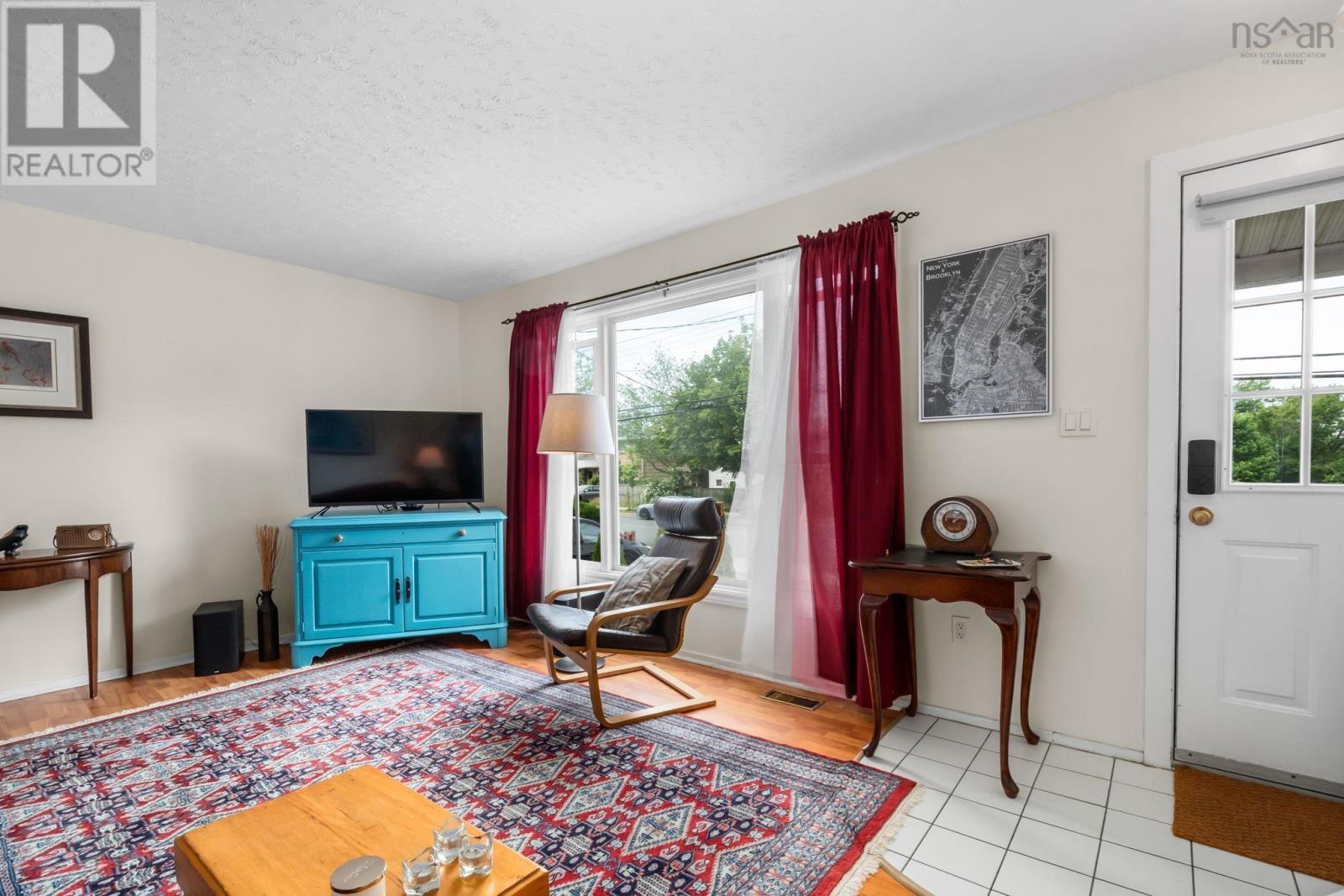 484 Spring Avenue - 3