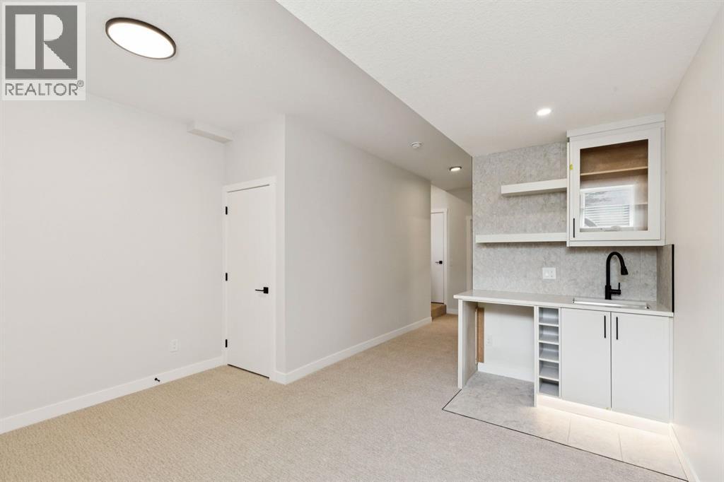 4307 30 Avenue SW - 28