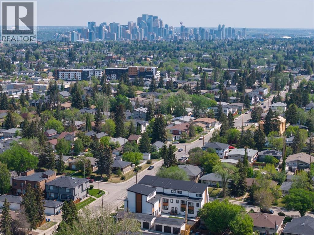 4307 30 Avenue SW - 3
