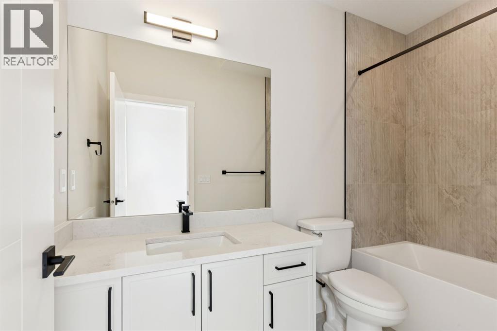 4307 30 Avenue SW - 15