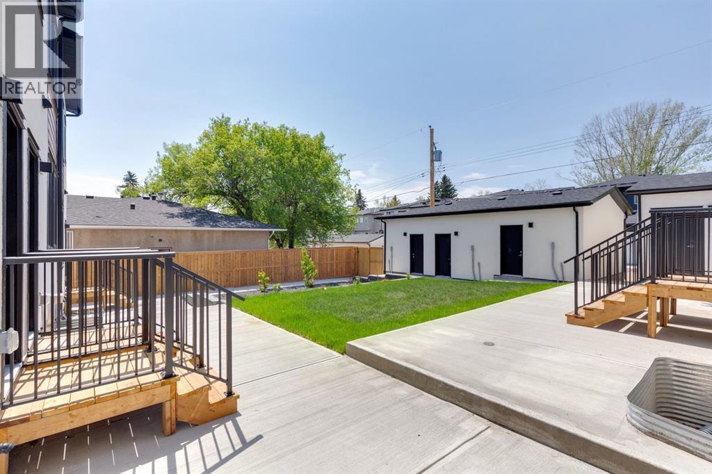 4307 30 Avenue SW - 35