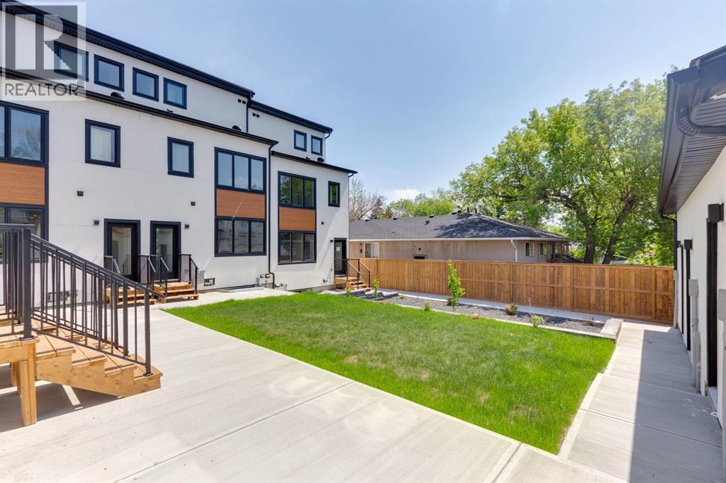 4307 30 Avenue SW - 38