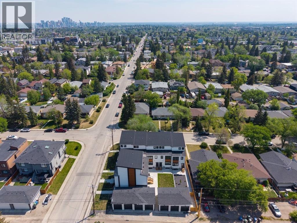 4307 30 Avenue SW - 44