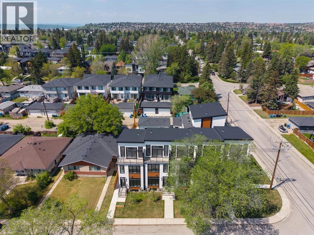 4307 30 Avenue SW - 45