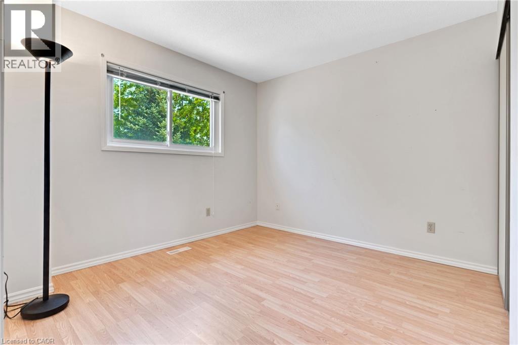 2 BROOM Street - 16