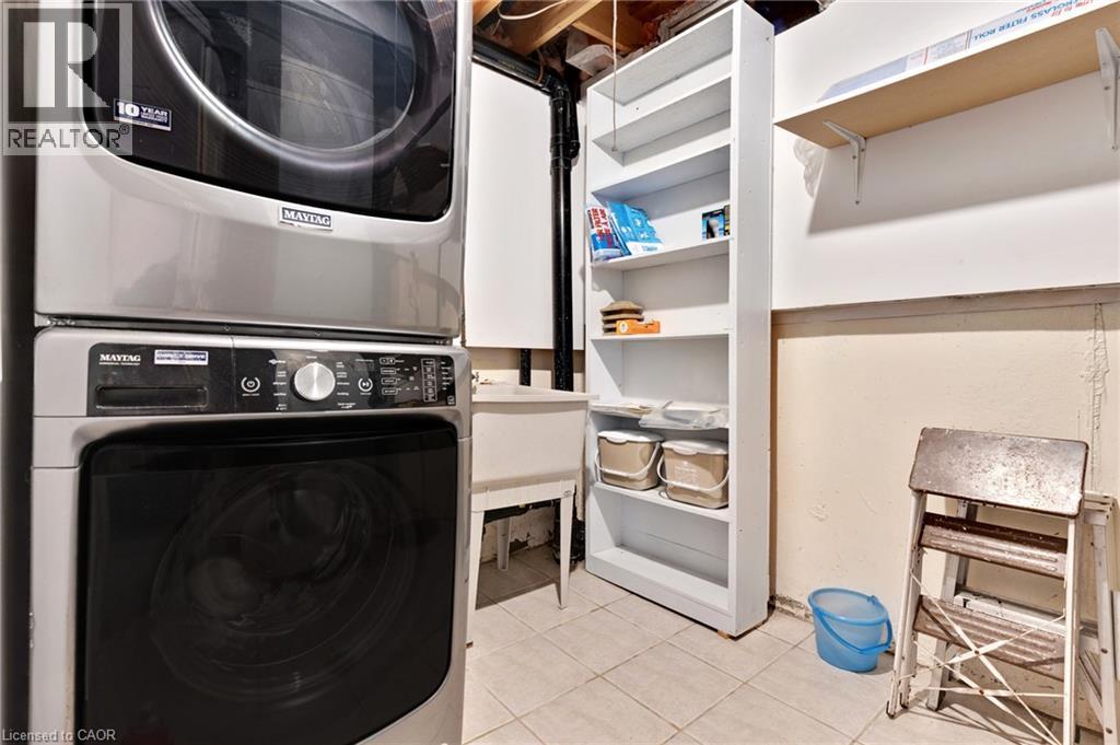 2 BROOM Street - Image 23