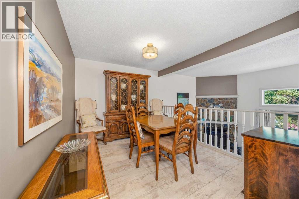 #104 23 Glamis Drive SW - 10