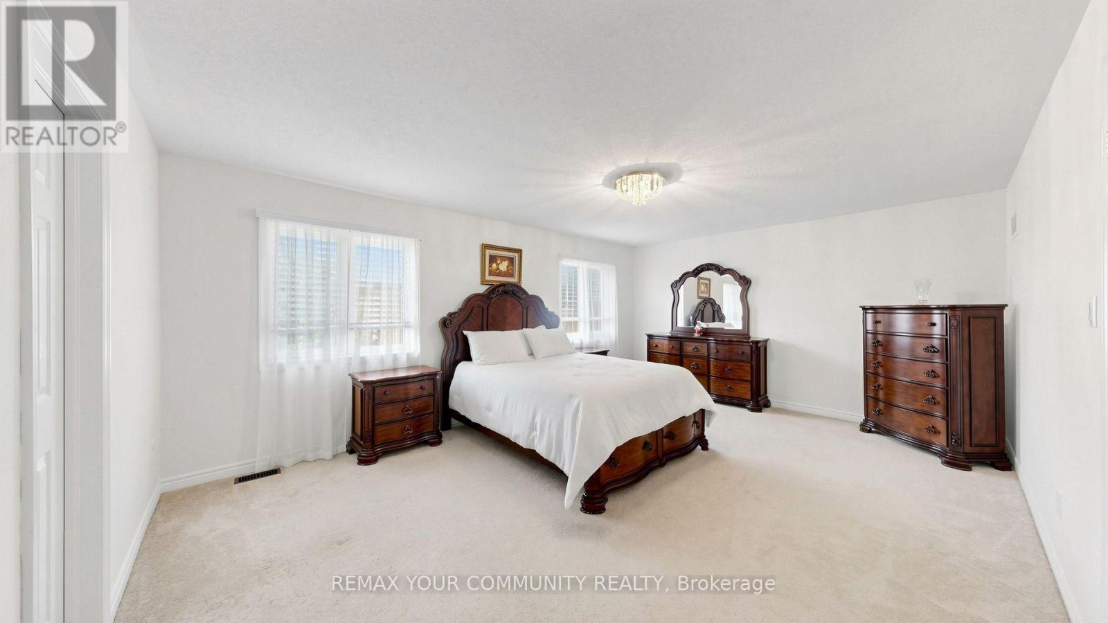 6 HOMERTON AVENUE - 18