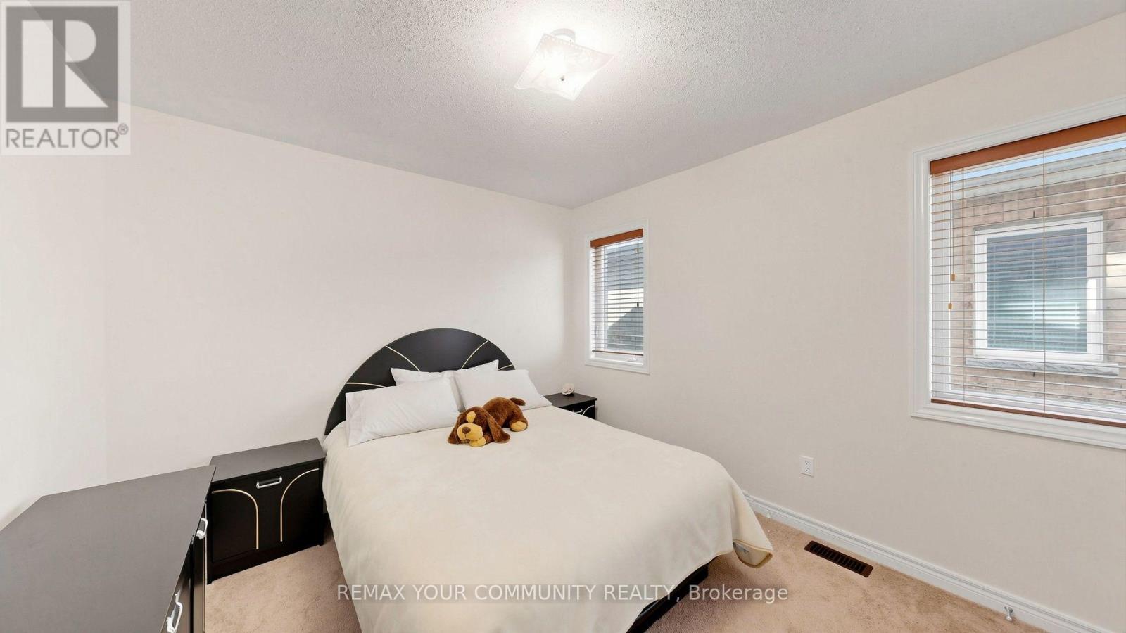 6 HOMERTON AVENUE - 23