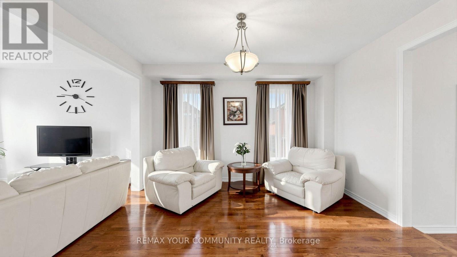 6 HOMERTON AVENUE - 3