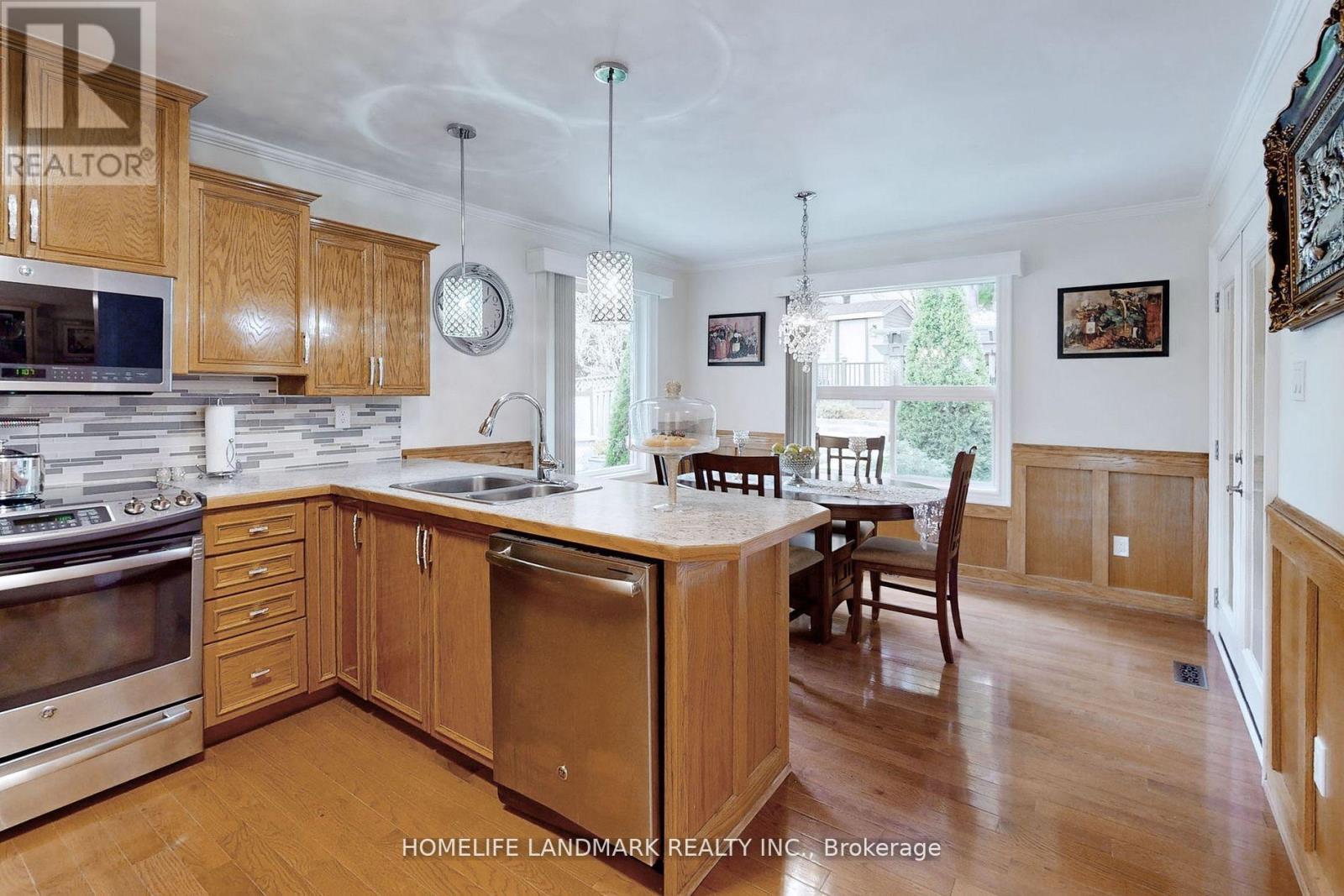 274 EDGEHILL DRIVE - 12