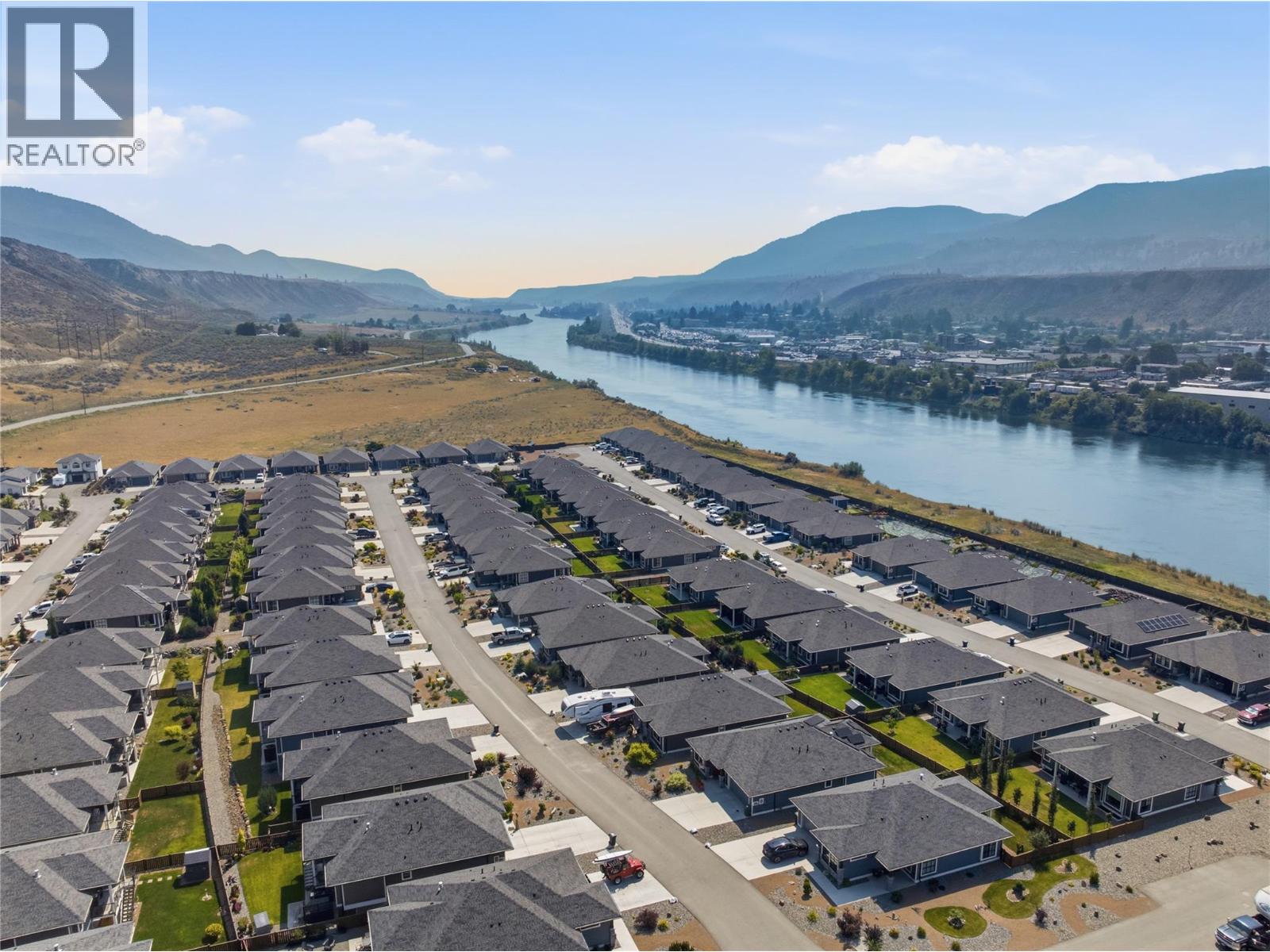 #309 641 SHUSWAP E Road - 56