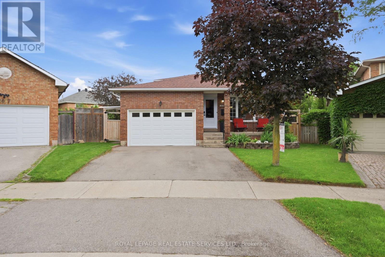 2035 PEN STREET - 1