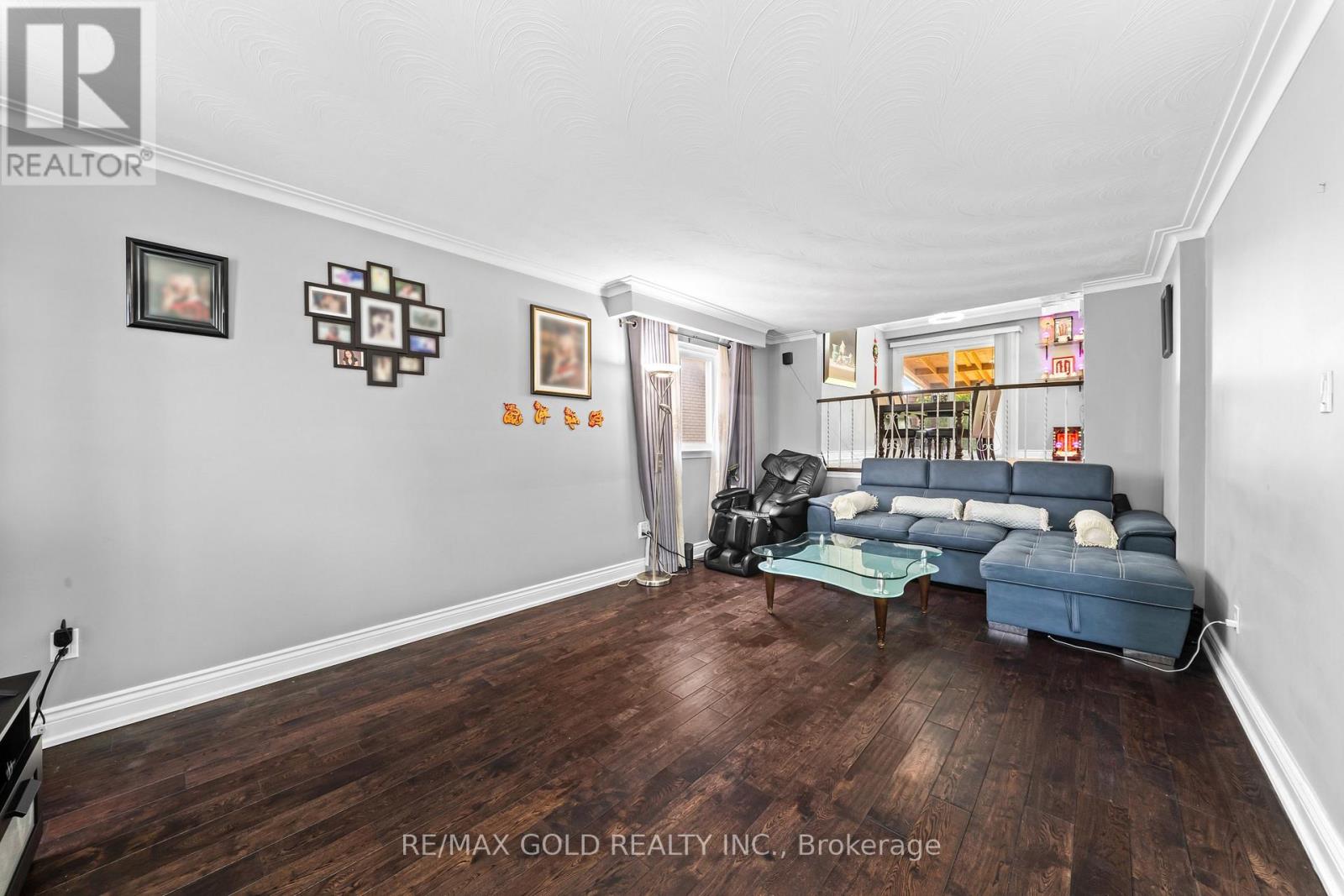 4 COLLINGDALE ROAD - 3