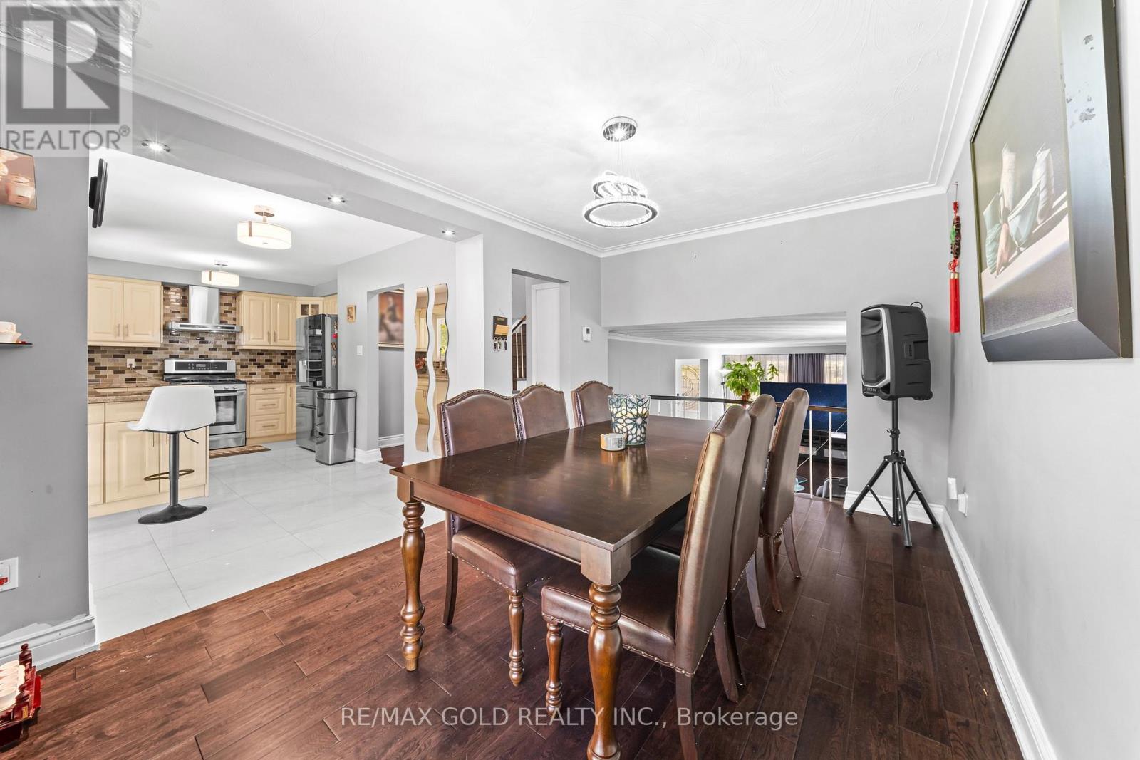 4 COLLINGDALE ROAD - 7