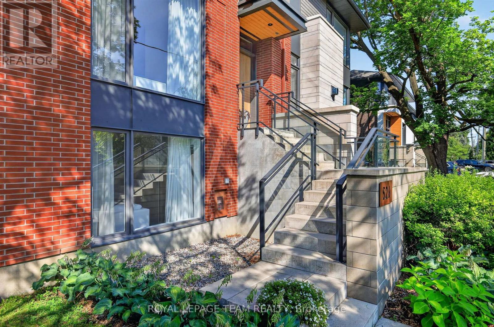 3 Bed, 4 Bath House for Sale in Ottawa – 526 EDISON AVENUE, Ottawa – MLS# X13025680 - Image 8