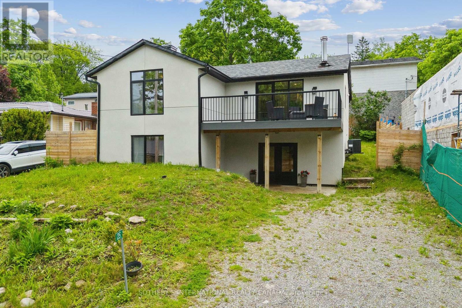 25 SILVER BIRCH STREET - 1