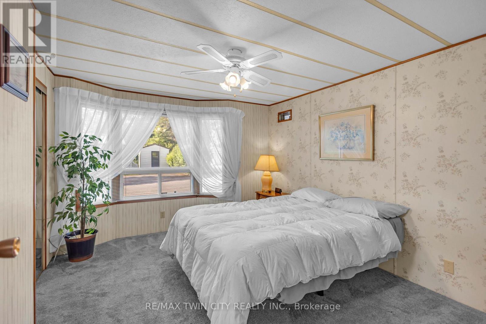 #505 673 BRANT WATERLOO ROAD - Image 17
