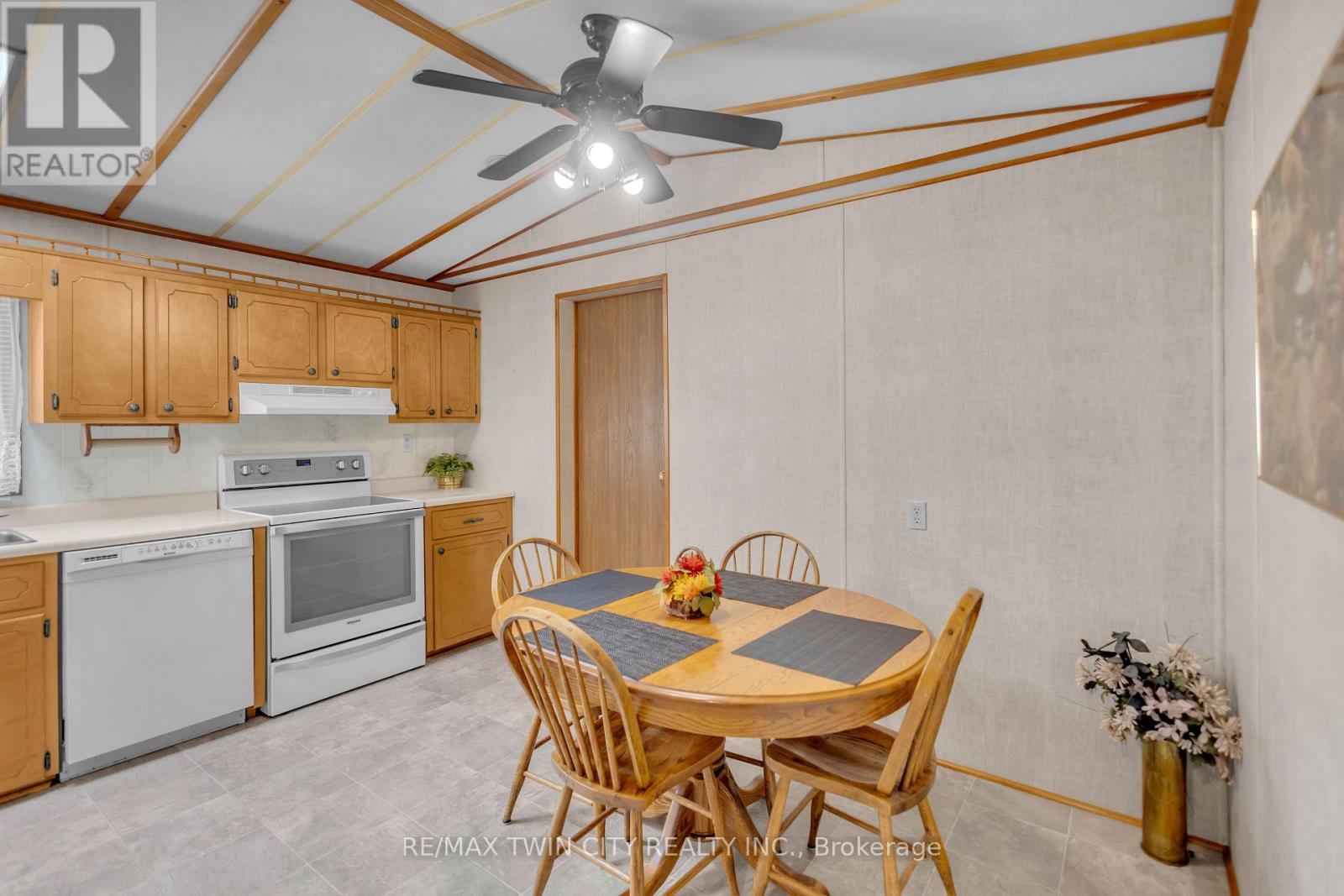 #505 673 BRANT WATERLOO ROAD - Image 6