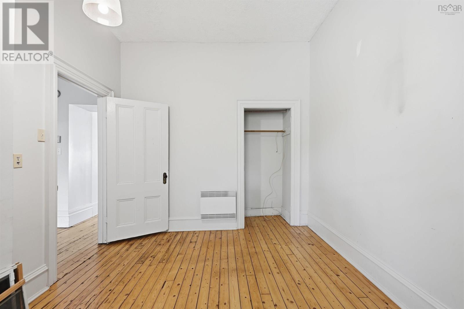2048 Creighton Street - 24