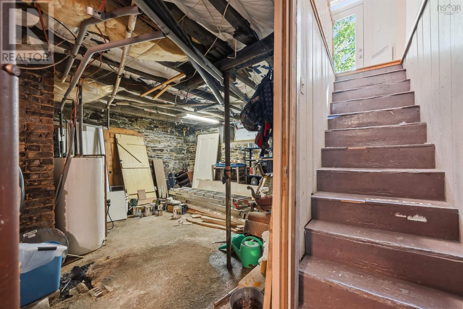2048 Creighton Street - 47