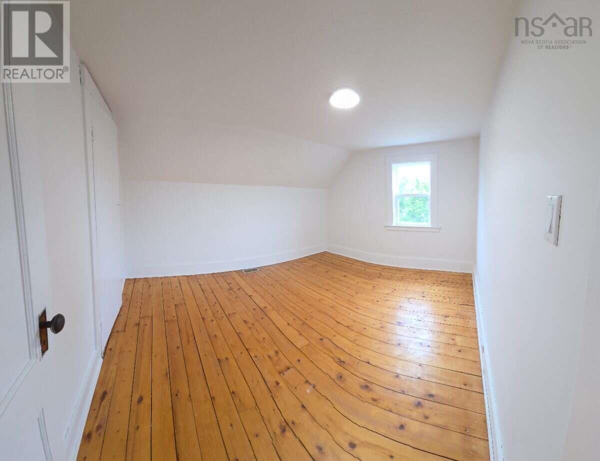 16 School Street - Image 4