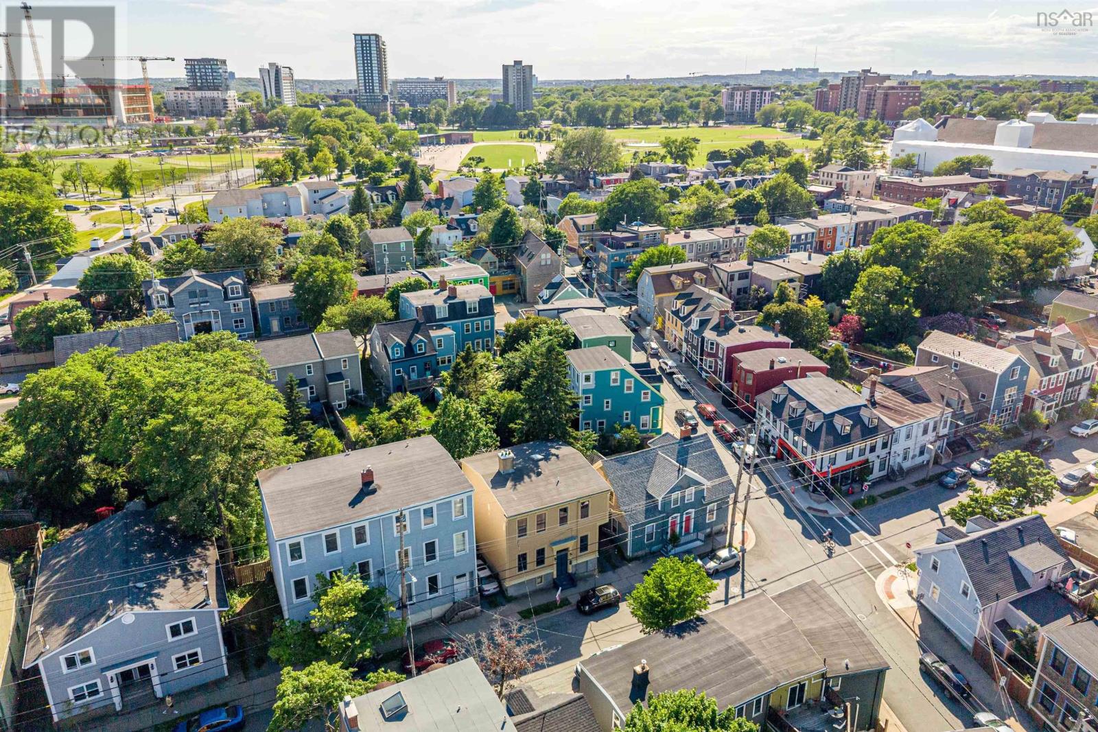 2048 Creighton Street - 41