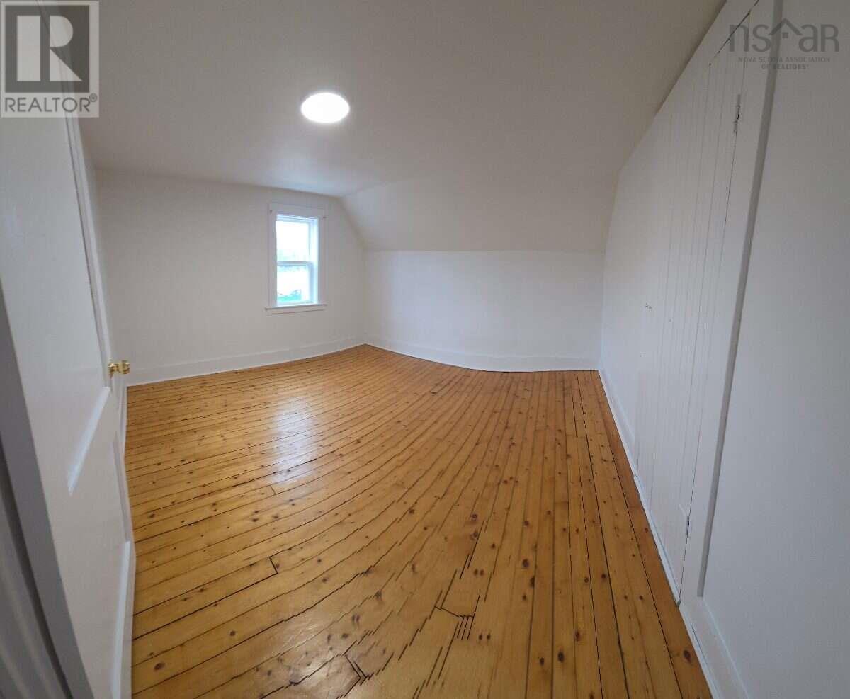 16 School Street - Image 5