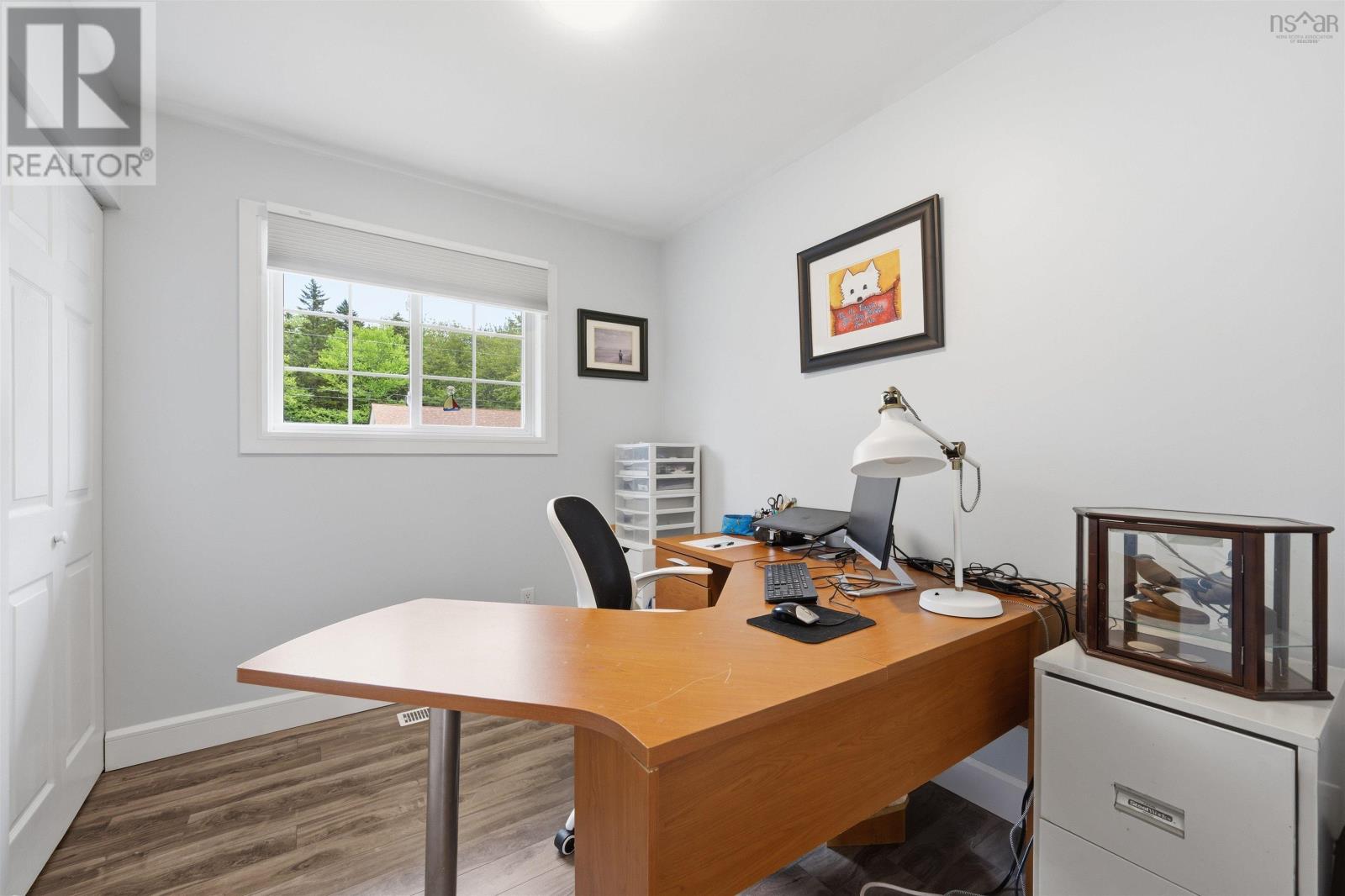 54 Cartier Crescent - 18