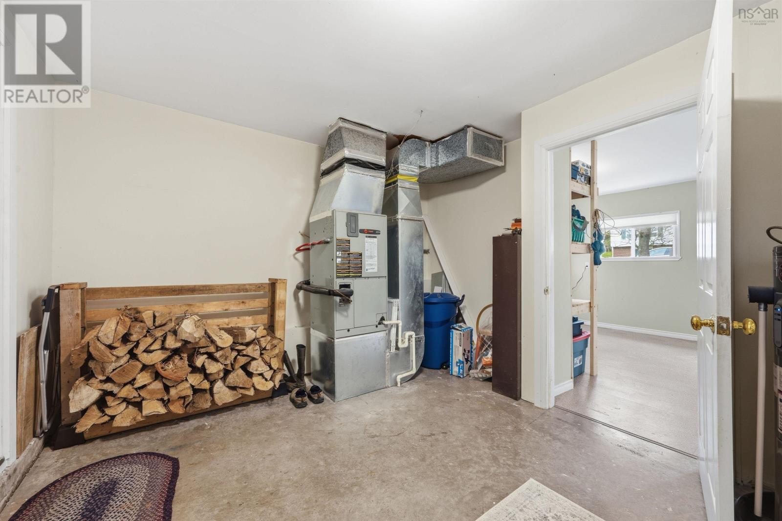 54 Cartier Crescent - 37