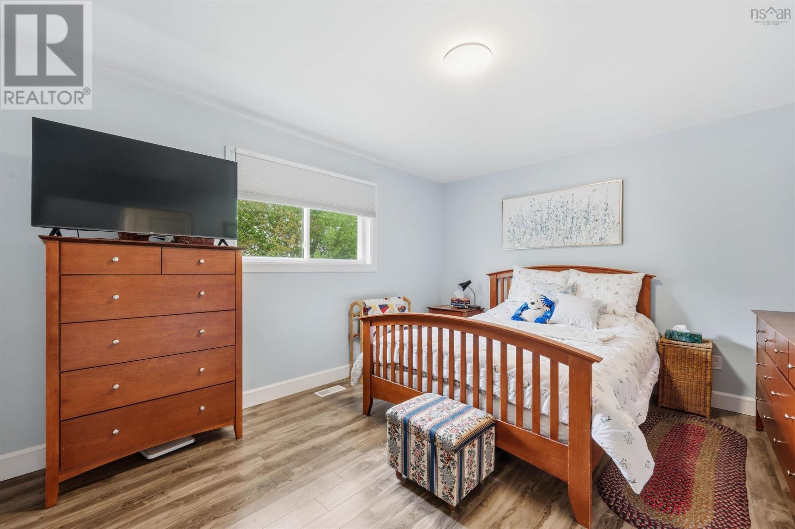 54 Cartier Crescent - 22