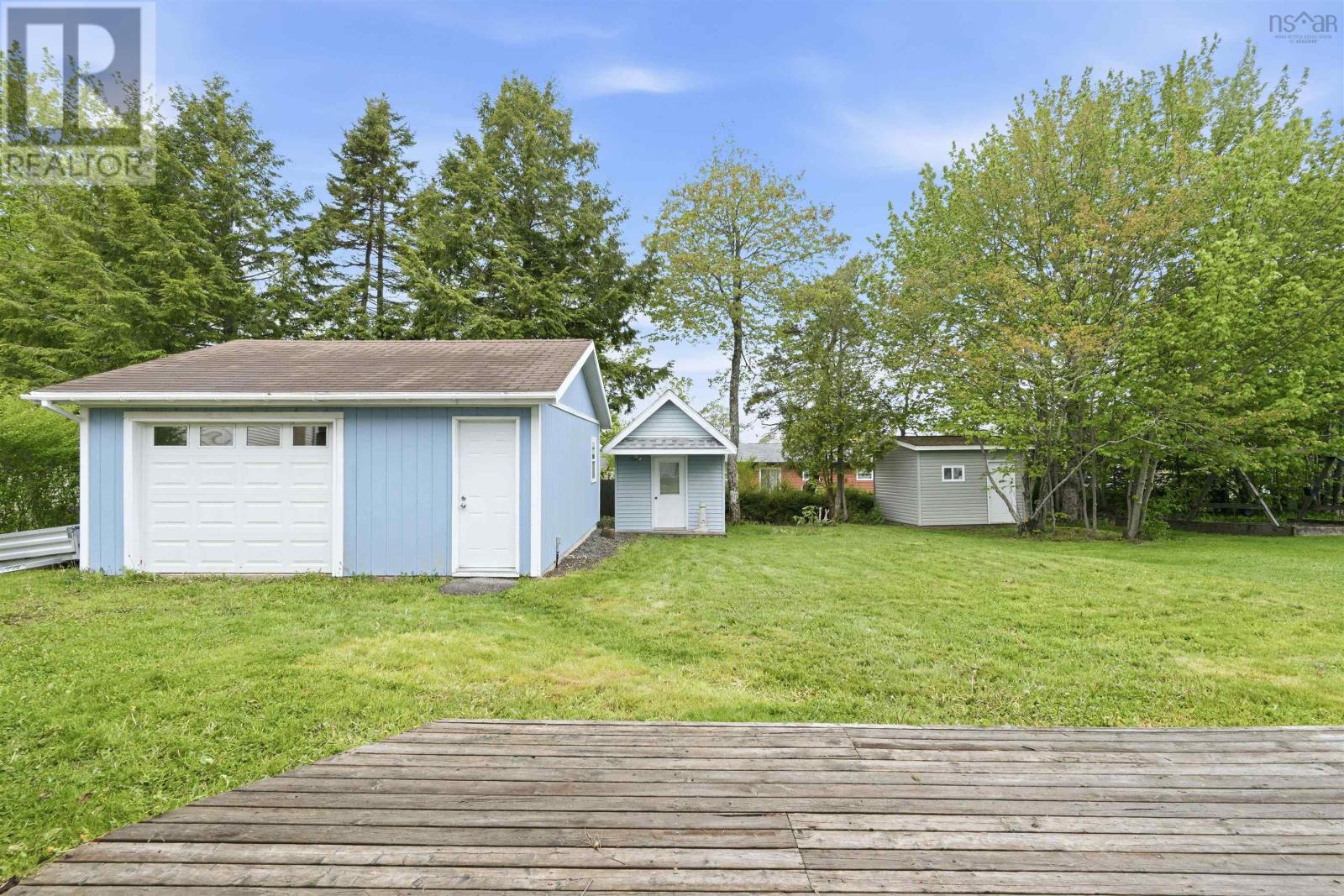 54 Cartier Crescent - 39