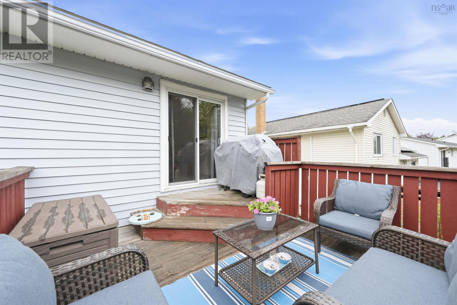54 Cartier Crescent - 46