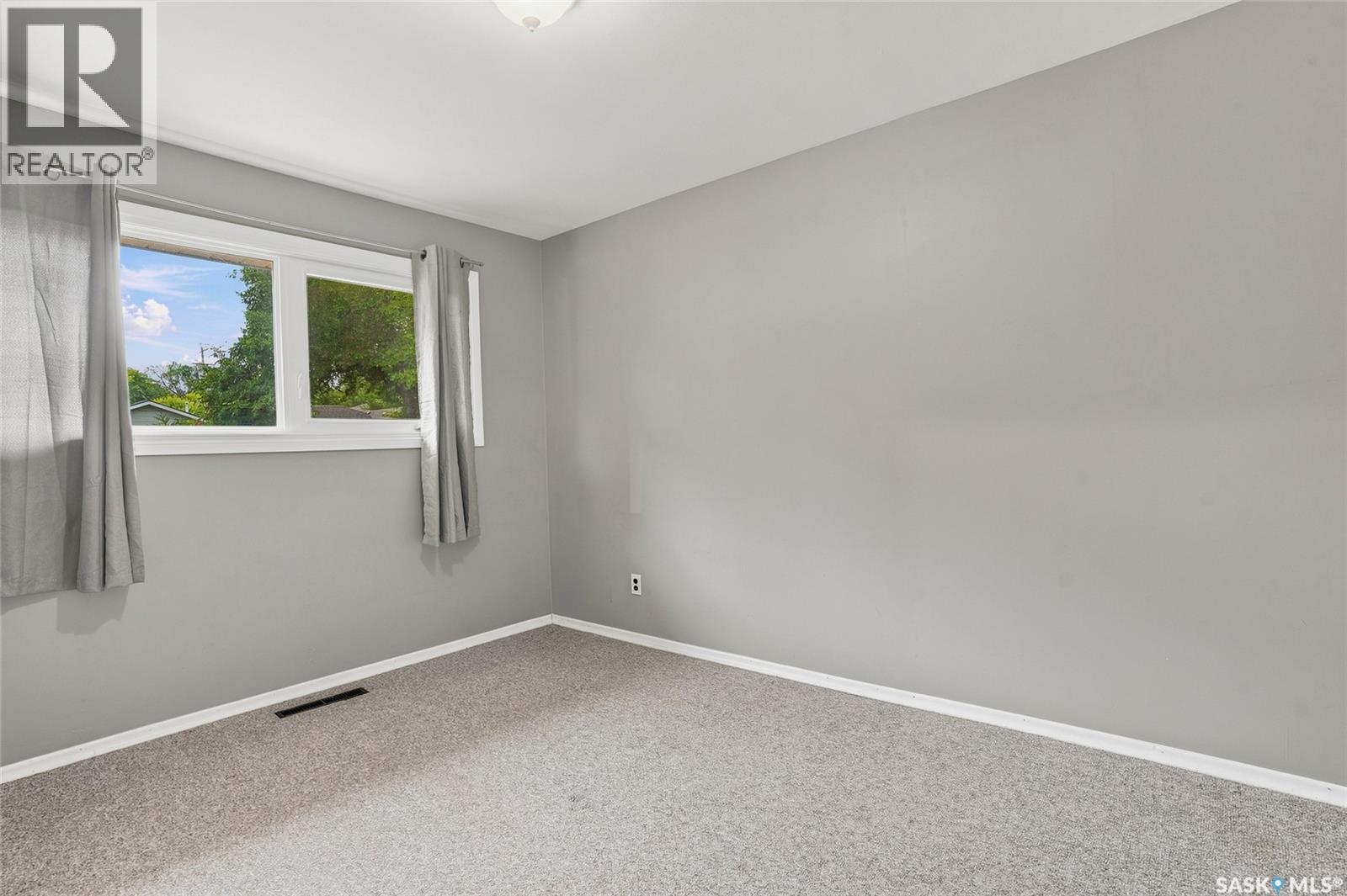 1309 I AVENUE N - 13