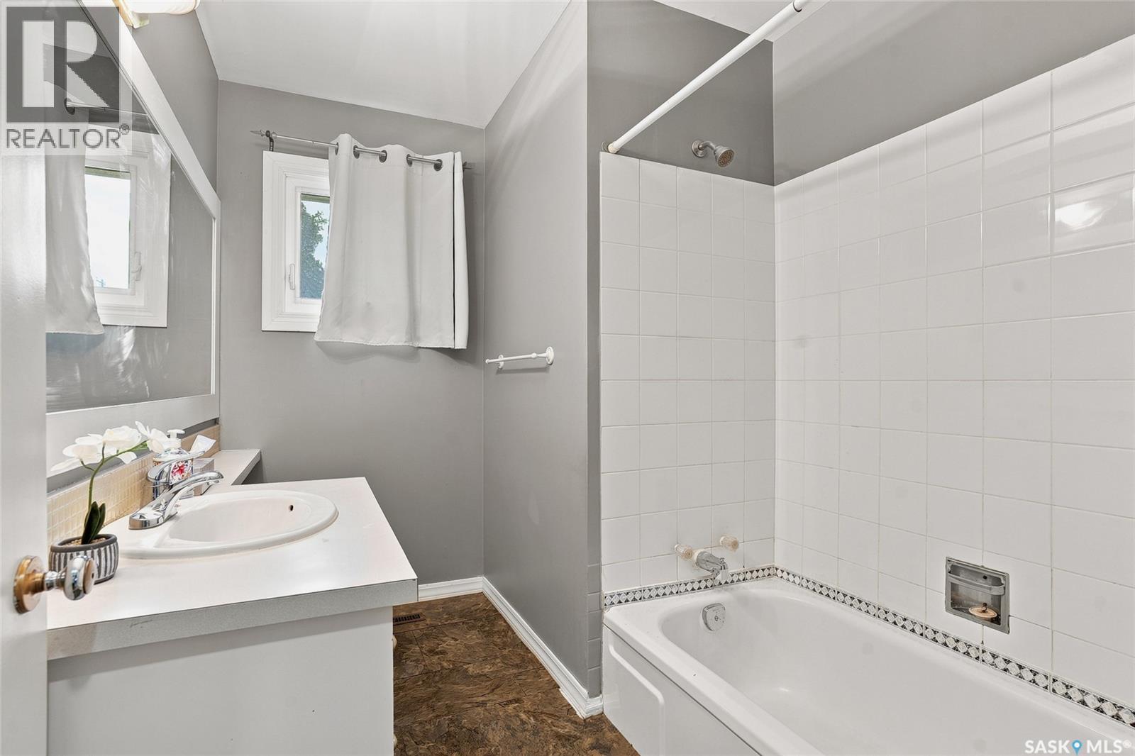 1309 I AVENUE N - 17