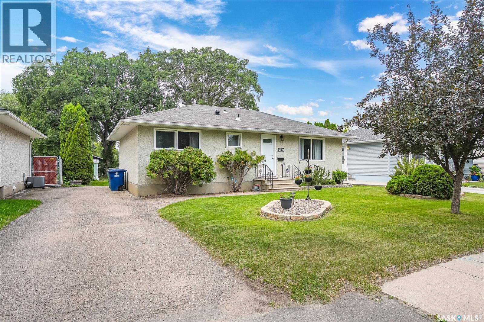 1309 I AVENUE N - 3