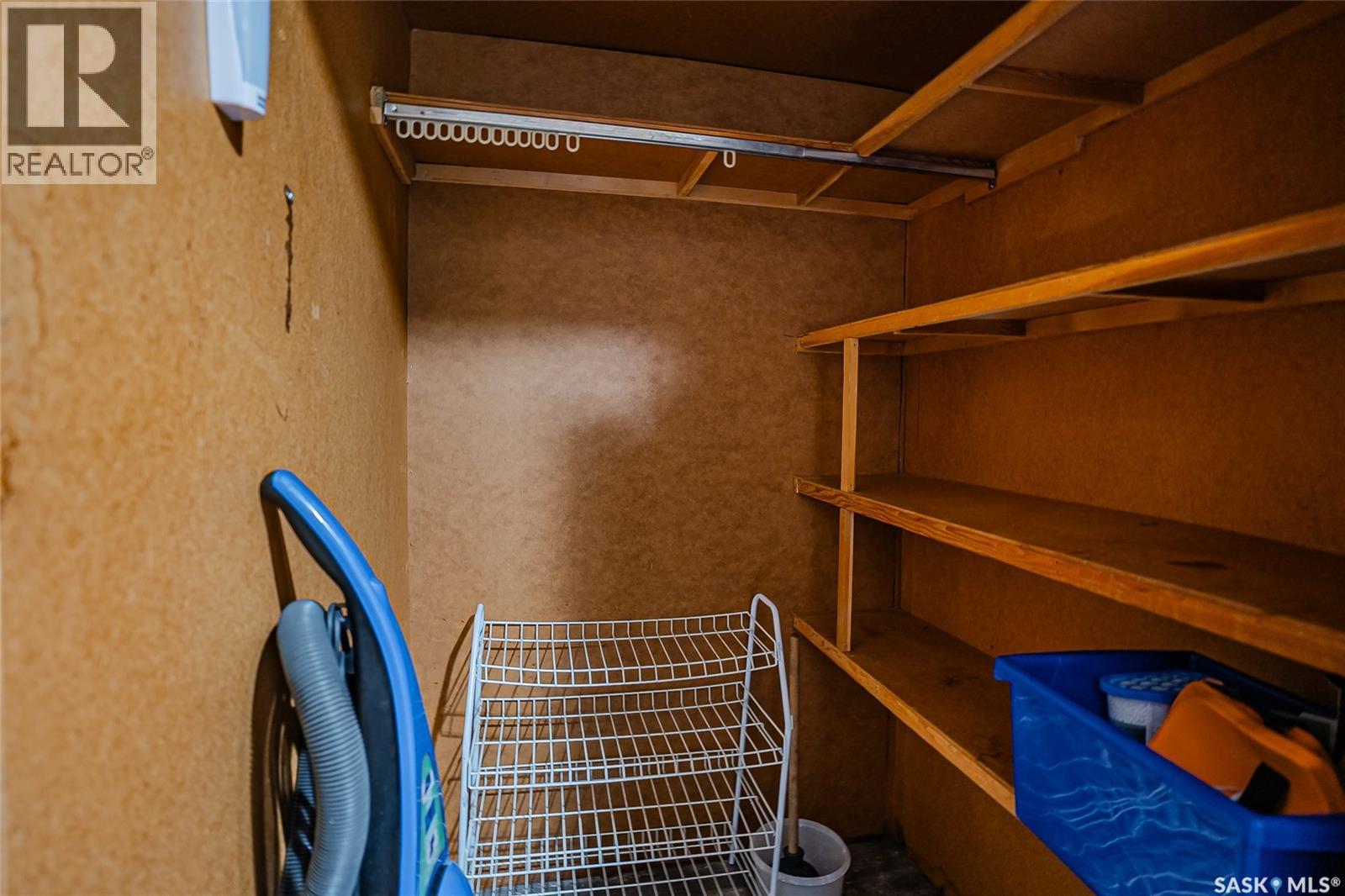 1309 I AVENUE N - 37