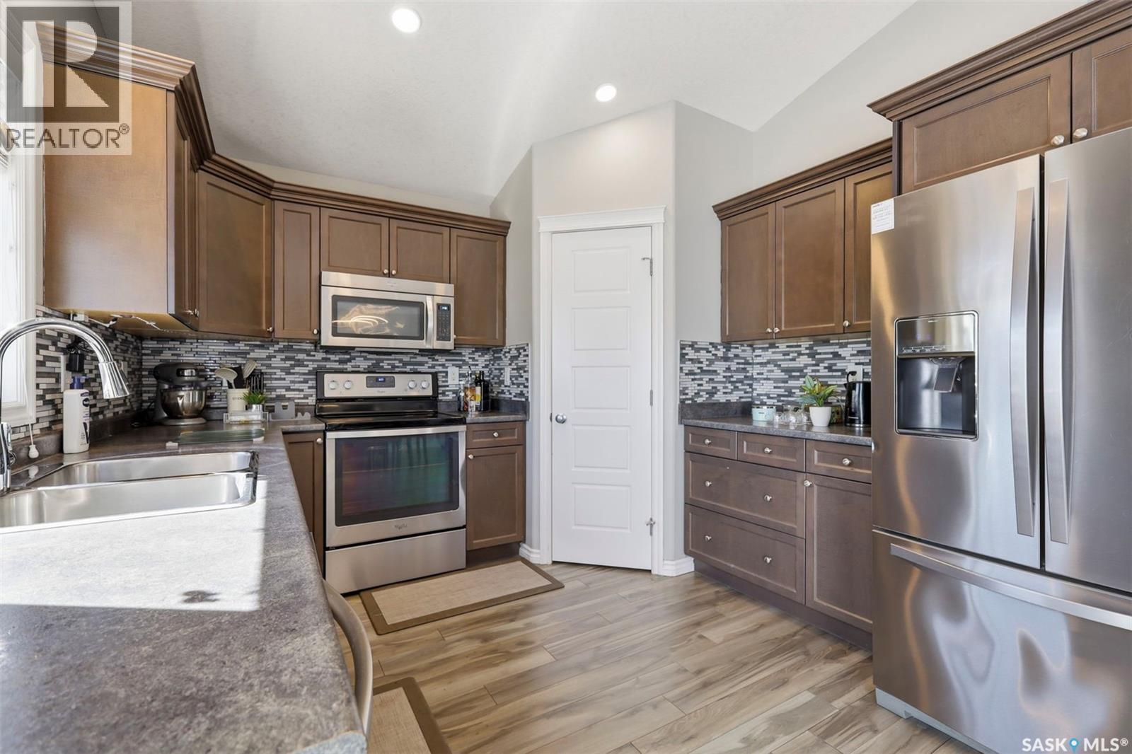 351 Kolynchuk MANOR - 13