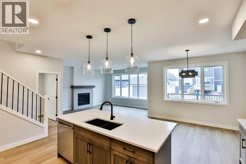 668 Devonia Road W - 4