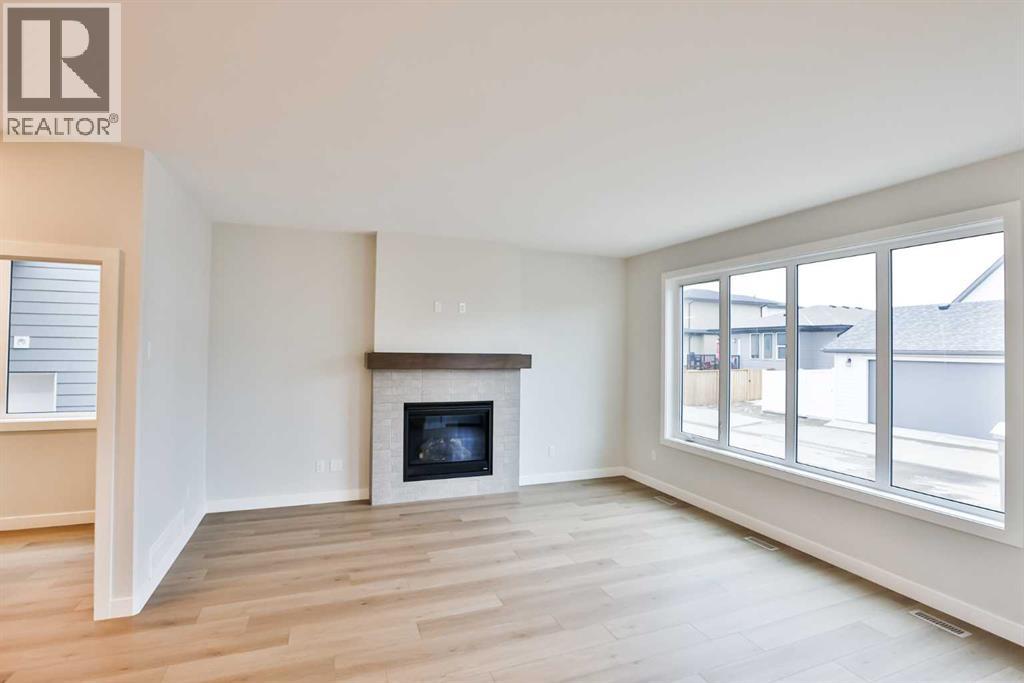 668 Devonia Road W - 6